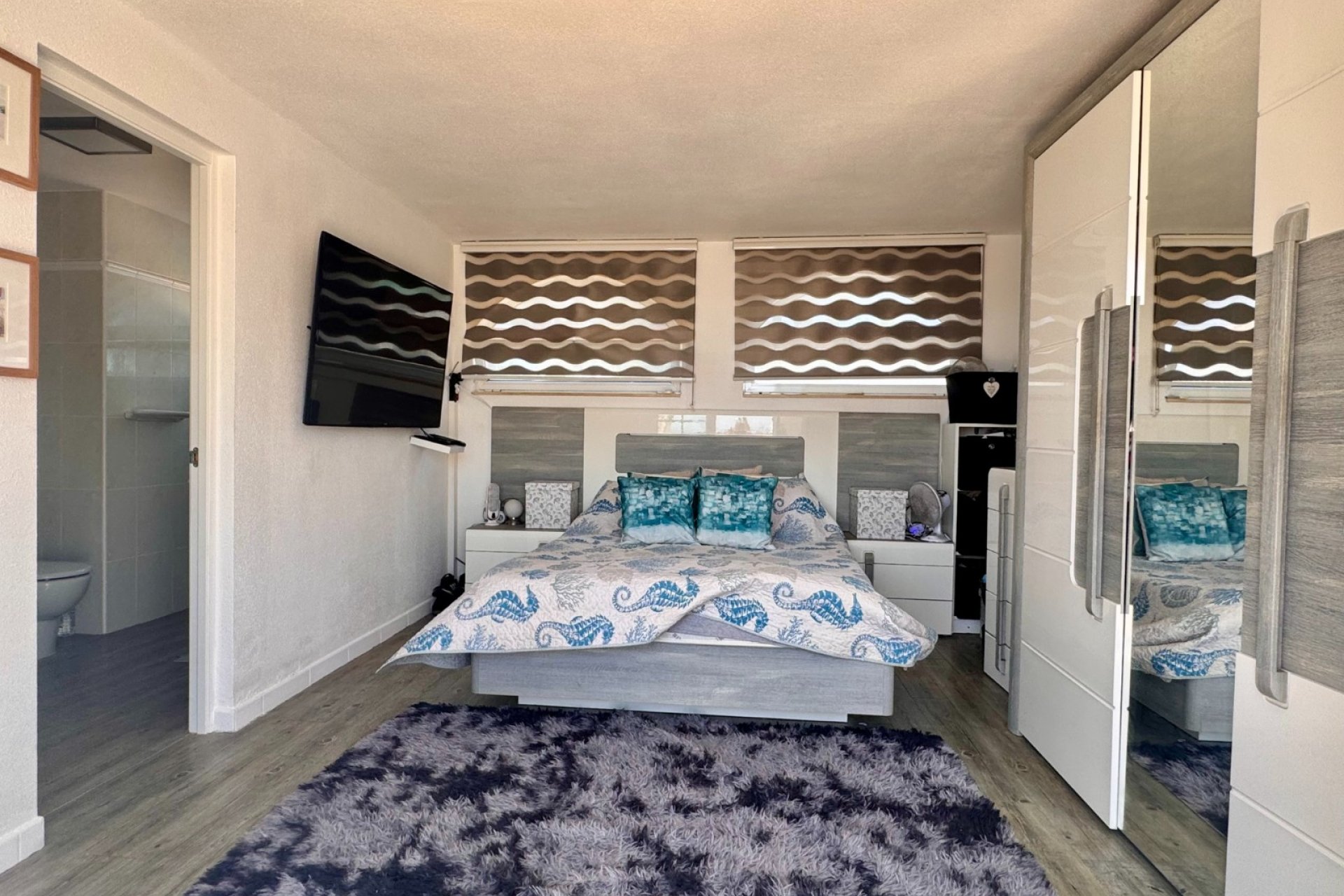 Resale - Villa - Villamartín