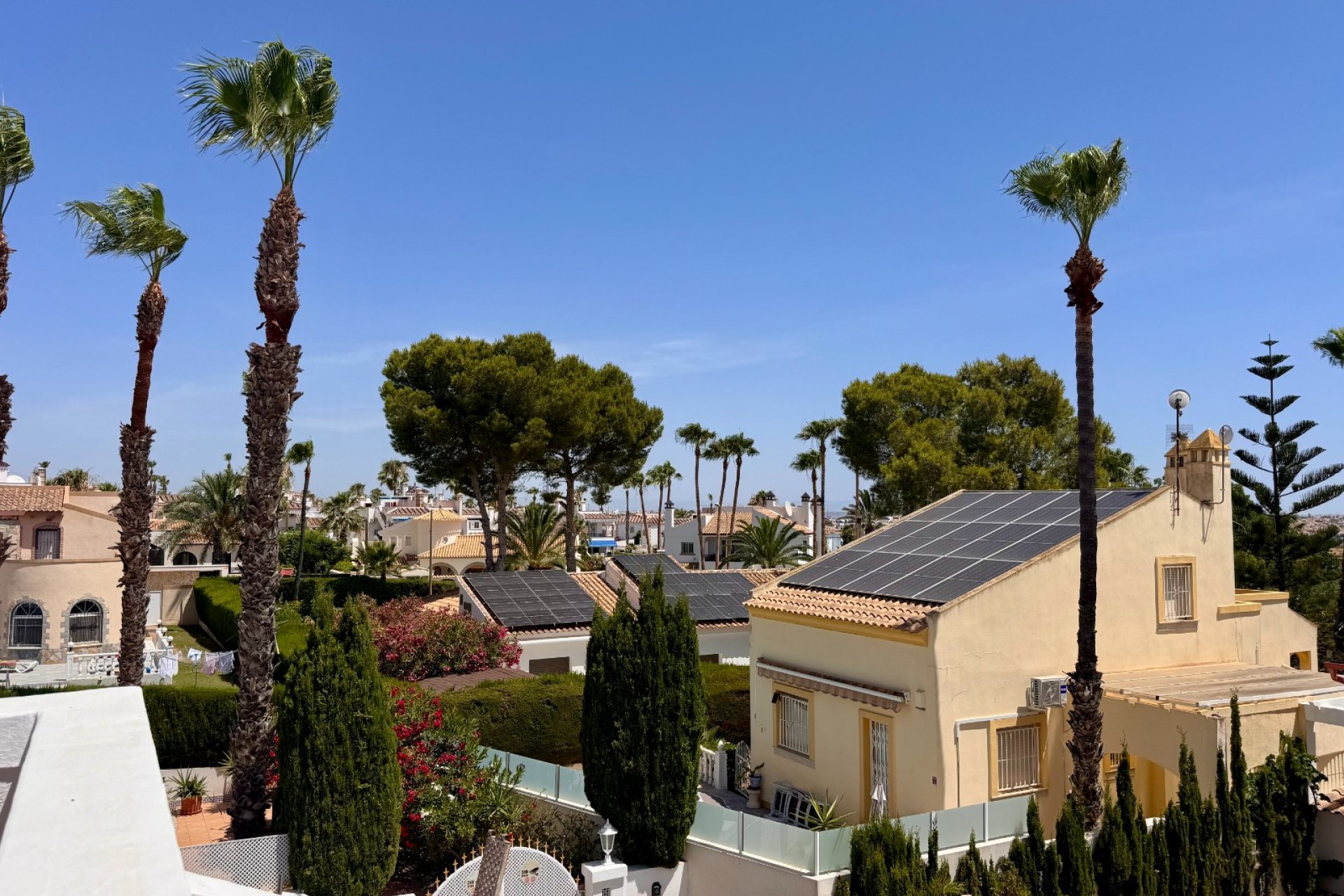 Resale - Villa - Villamartín
