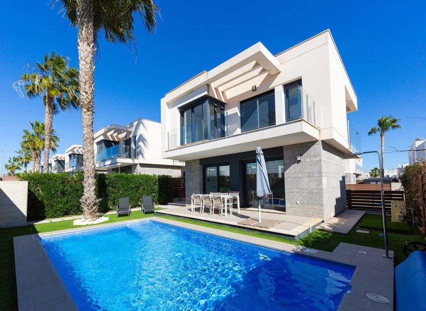 Resale - Villa - Vistabella