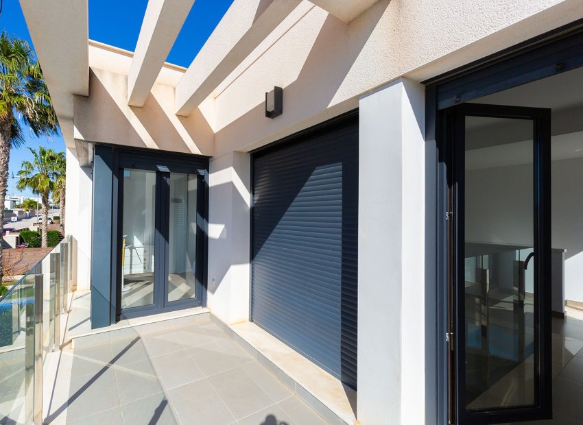 Resale - Villa - Vistabella