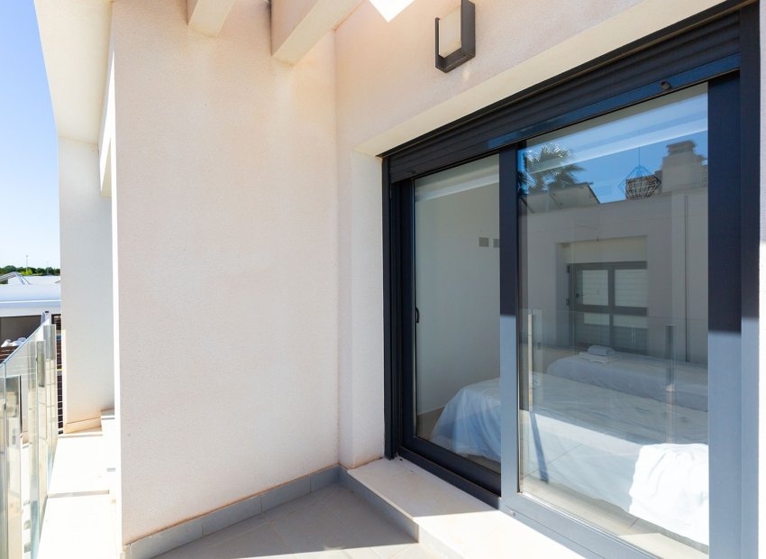 Resale - Villa - Vistabella