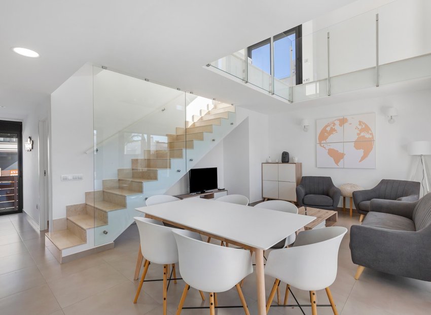 Resale - Villa - Vistabella