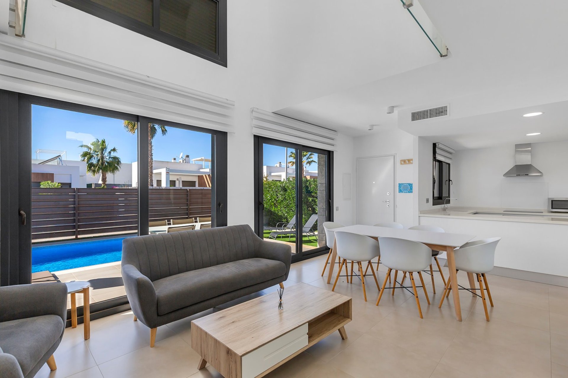 Resale - Villa - Vistabella