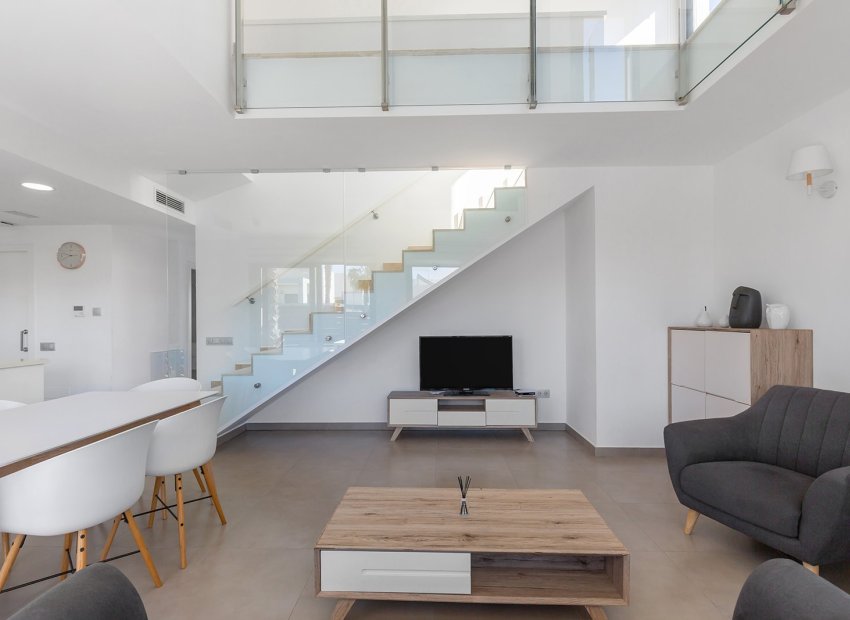 Resale - Villa - Vistabella