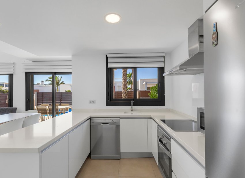 Resale - Villa - Vistabella