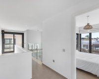 Resale - Villa - Vistabella