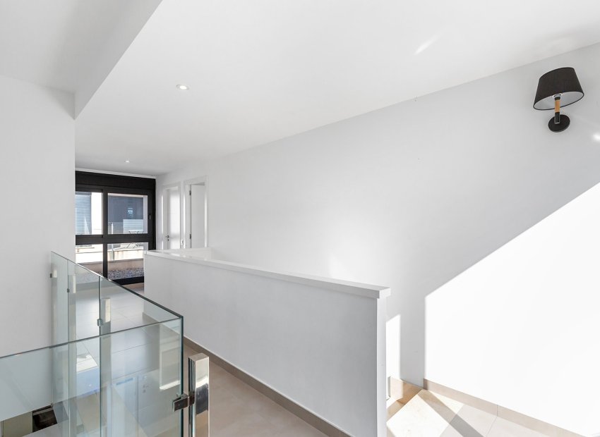 Resale - Villa - Vistabella