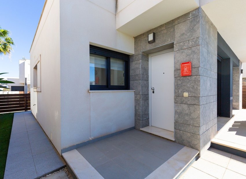 Resale - Villa - Vistabella