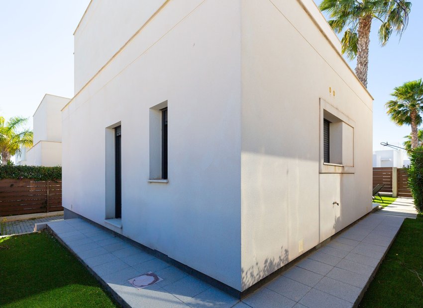 Resale - Villa - Vistabella