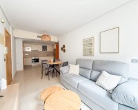 Reventa - Apartamento / piso - Águilas - La Colonia