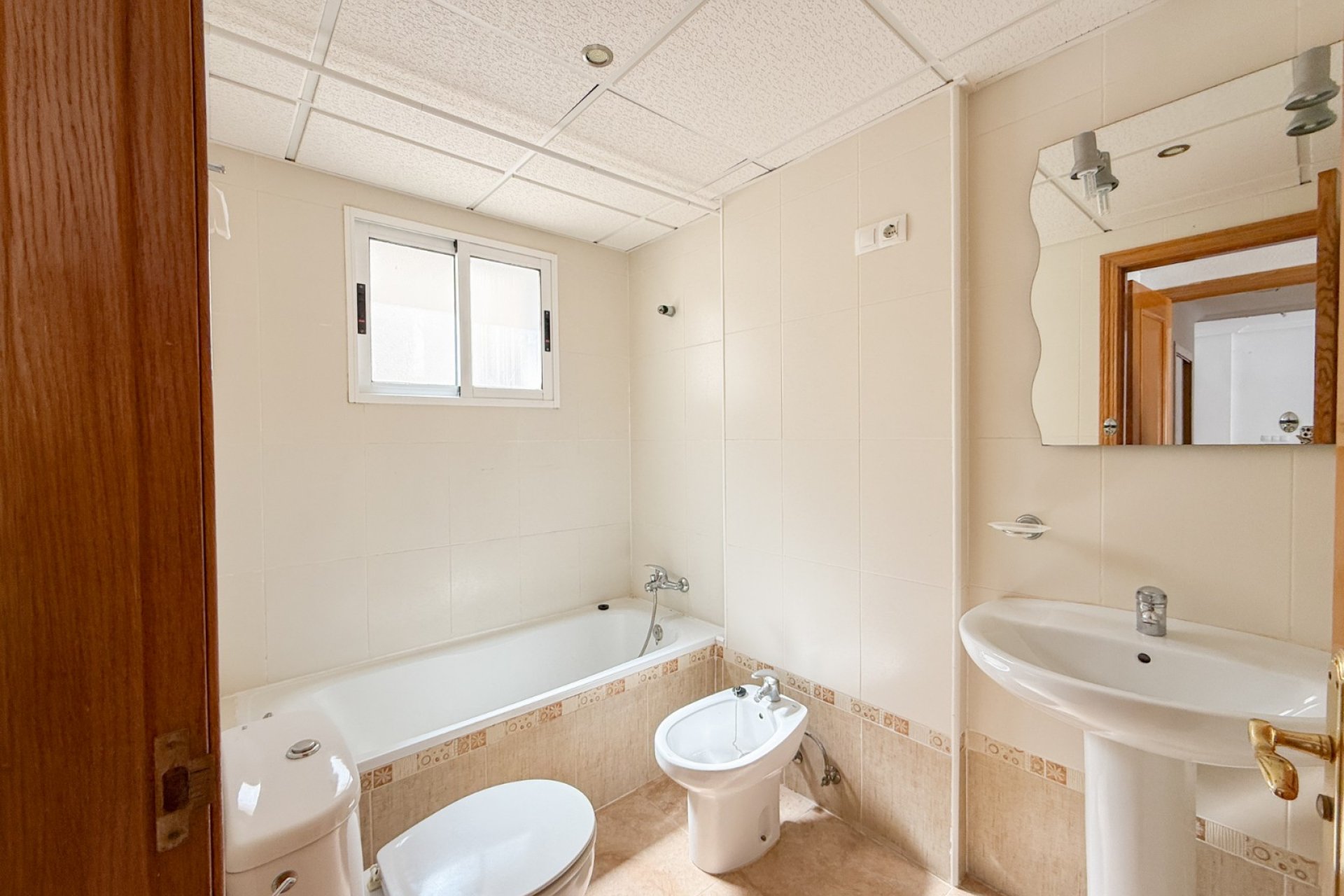 Reventa - Apartamento / piso - Águilas - Los Collados