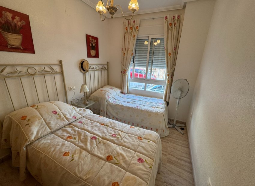 Reventa - Apartamento / piso - Algorfa