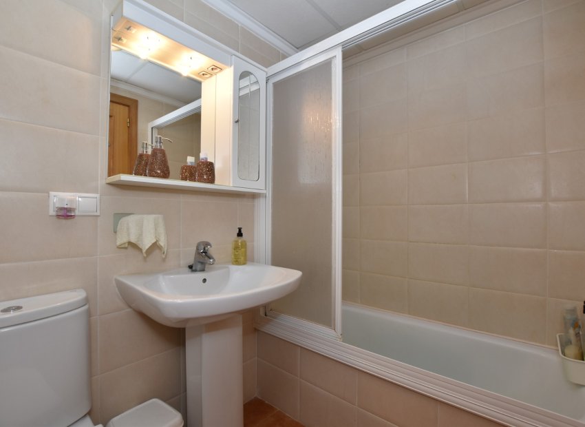 Reventa - Apartamento / piso - Algorfa