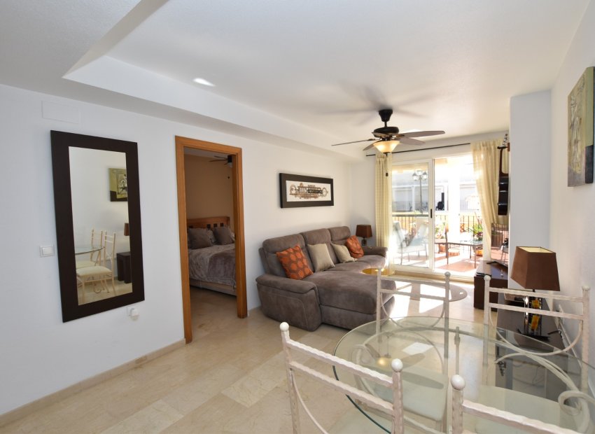 Reventa - Apartamento / piso - Algorfa