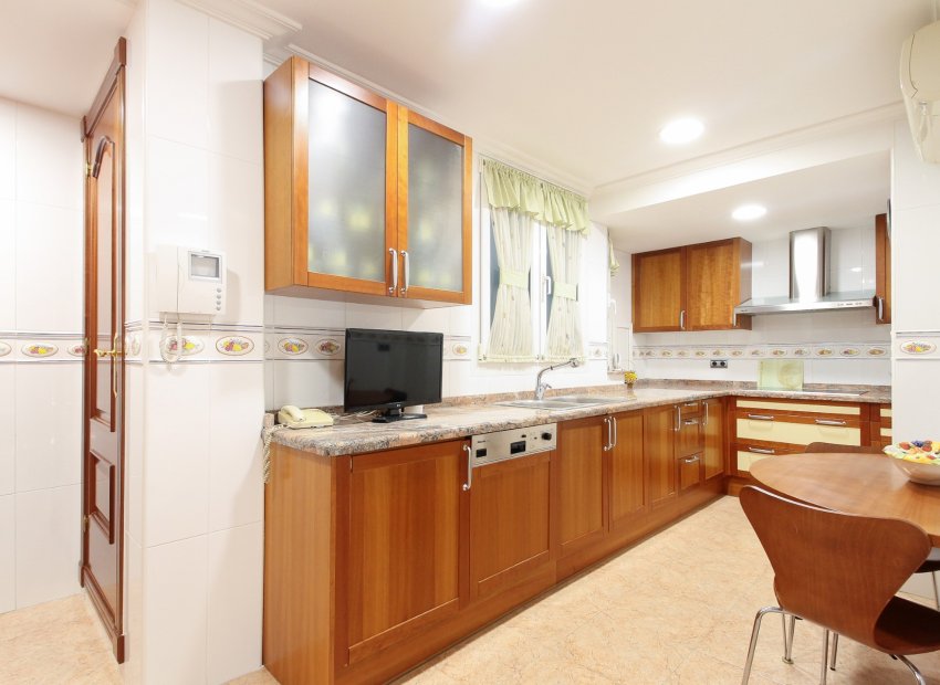 Reventa - Apartamento / piso - Alicante - Center