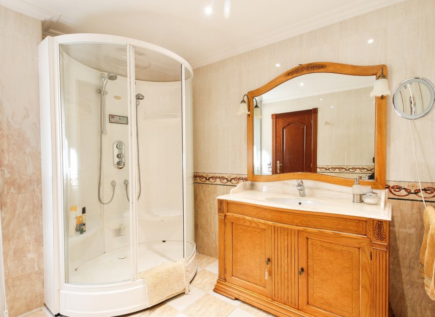 Reventa - Apartamento / piso - Alicante - Center