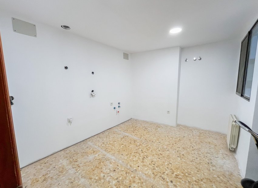 Reventa - Apartamento / piso - Alicante - Center