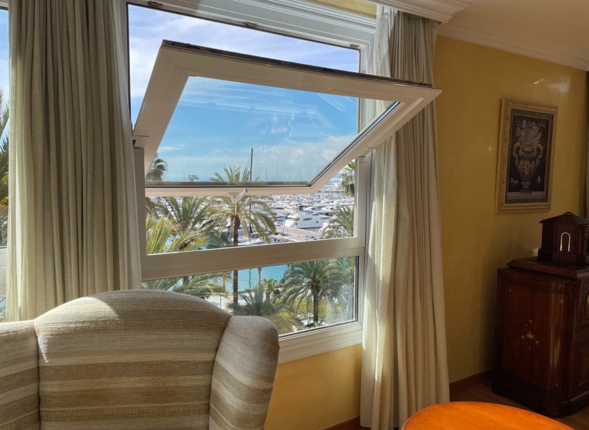 Reventa - Apartamento / piso - Alicante - - Centro  -