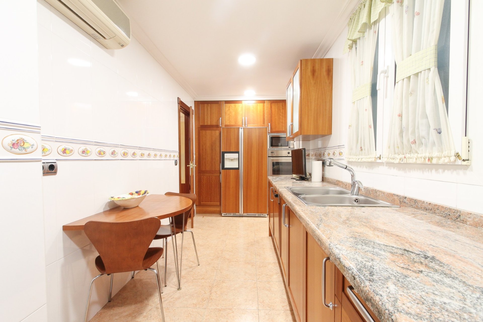 Reventa - Apartamento / piso - Alicante - - Centro  -