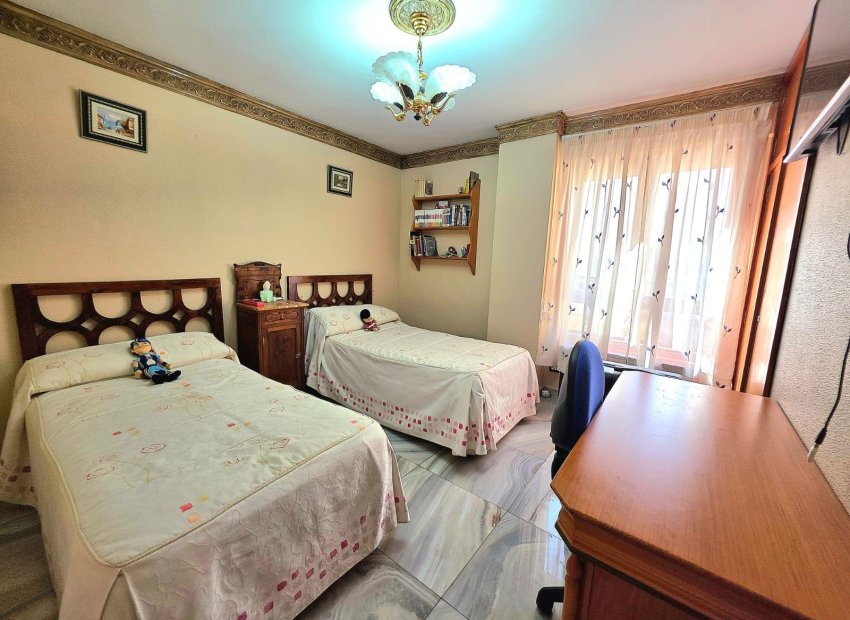 Reventa - Apartamento / piso - Alicante - Centro