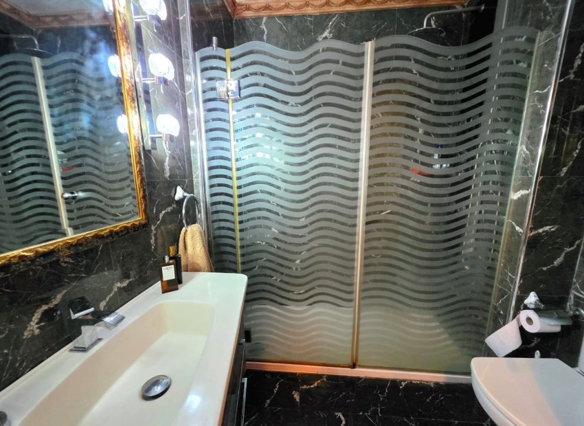 Reventa - Apartamento / piso - Alicante - Centro