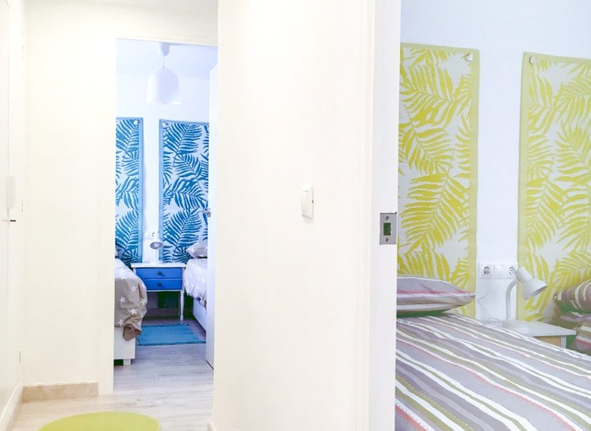 Reventa - Apartamento / piso - Alicante - Mercado