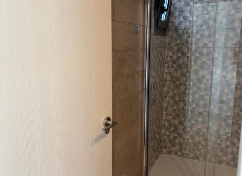 Reventa - Apartamento / piso - Arenales del Sol - Arenales