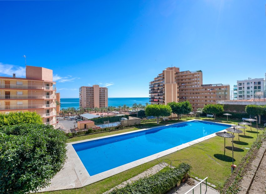 Reventa - Apartamento / piso - Arenales del Sol - Segunda linea playa