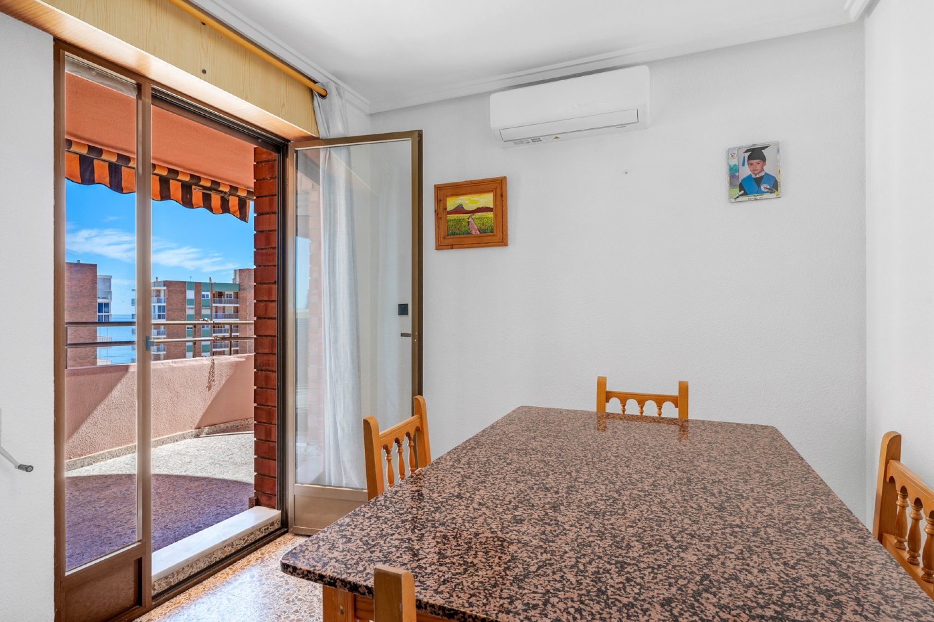 Reventa - Apartamento / piso - Arenales del Sol - Segunda linea playa