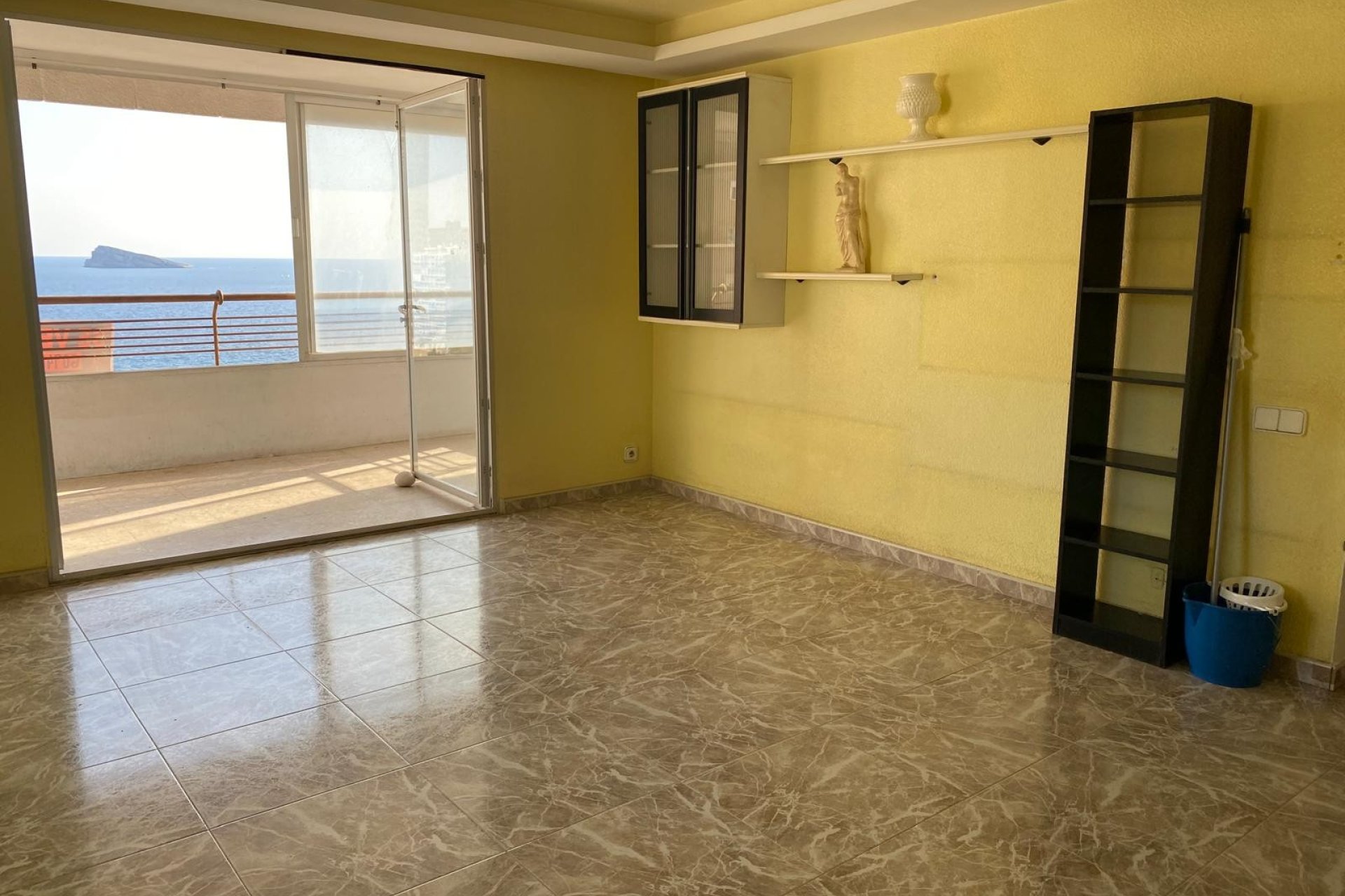 Reventa - Apartamento / piso - Benidorm - 1ª Linea