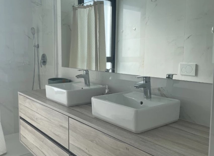 Reventa - Apartamento / piso - Benidorm - Zona de Poniente