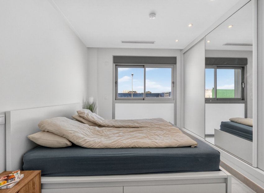 Reventa - Apartamento / piso - Ciudad Quesada - Lo Marabú