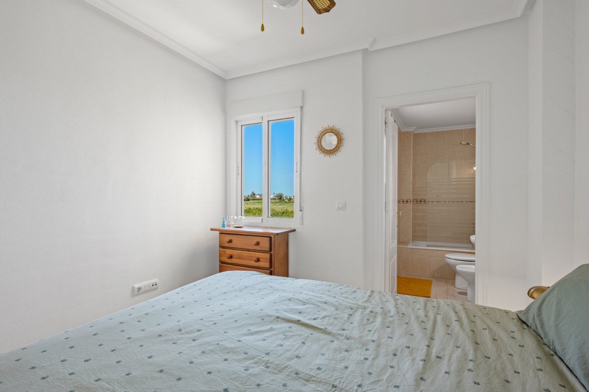 Reventa - Apartamento / piso - Daya Nueva - Costa Blanca South