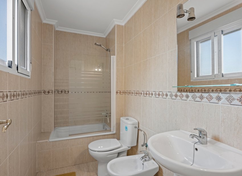 Reventa - Apartamento / piso - Daya Nueva - Costa Blanca South