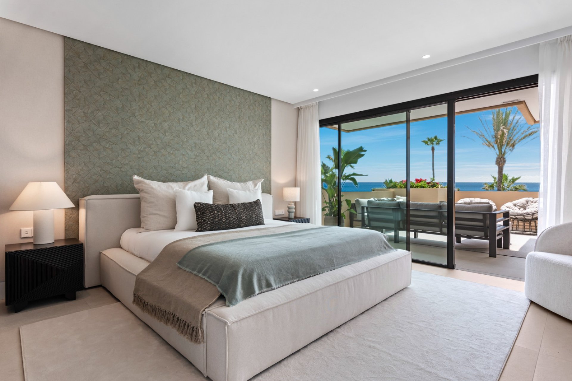 Reventa - Apartamento / piso - Estepoa - New Golden Mile