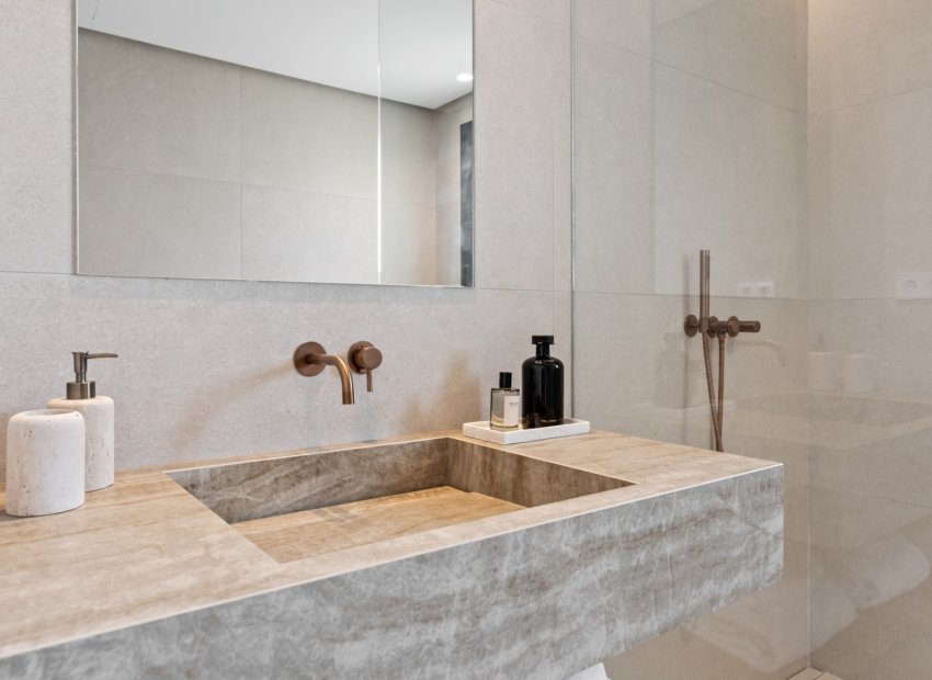 Reventa - Apartamento / piso - Estepoa - New Golden Mile