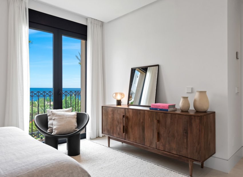 Reventa - Apartamento / piso - Estepoa - New Golden Mile