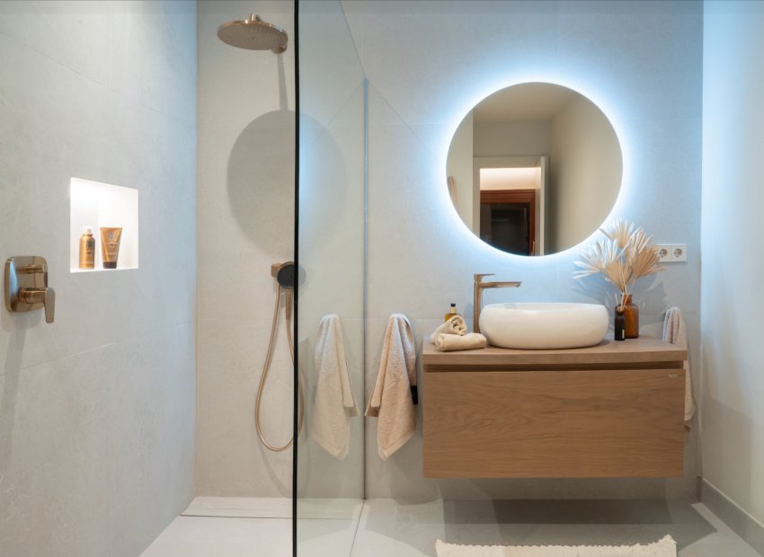 Reventa - Apartamento / piso - Estepoa - New Golden Mile