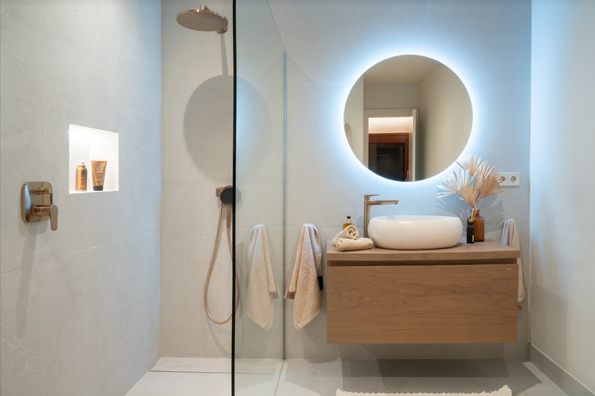 Reventa - Apartamento / piso - Estepoa - New Golden Mile