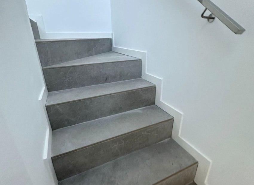 Reventa - Apartamento / piso - Finestrat