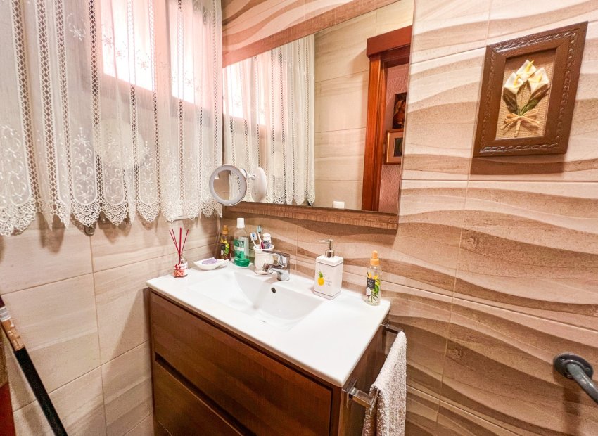 Reventa - Apartamento / piso - Guardamar del Segura - Playa Centro Guardamar