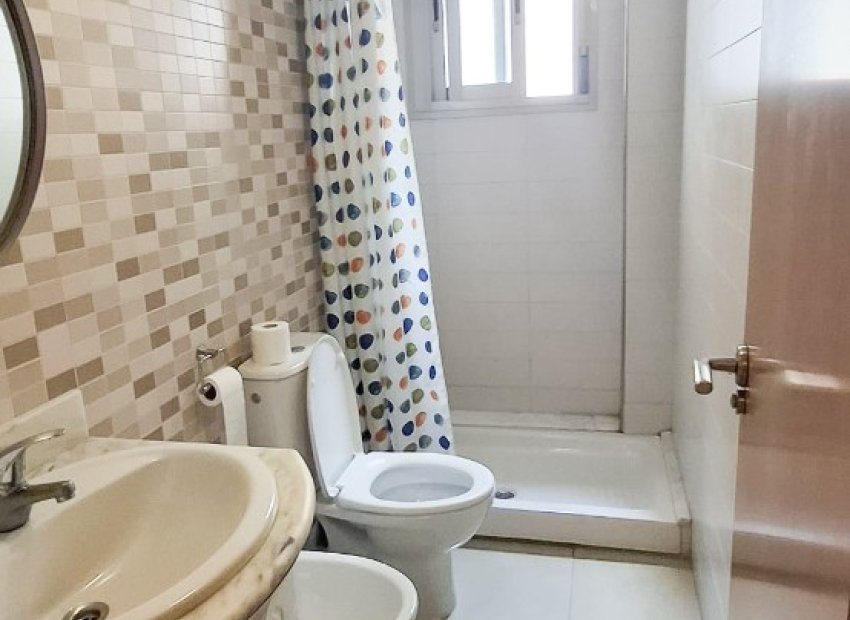 Reventa - Apartamento / piso - Guardamar del Segura - Pueblo