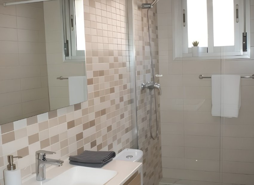 Reventa - Apartamento / piso - Guardamar del Segura - Pueblo