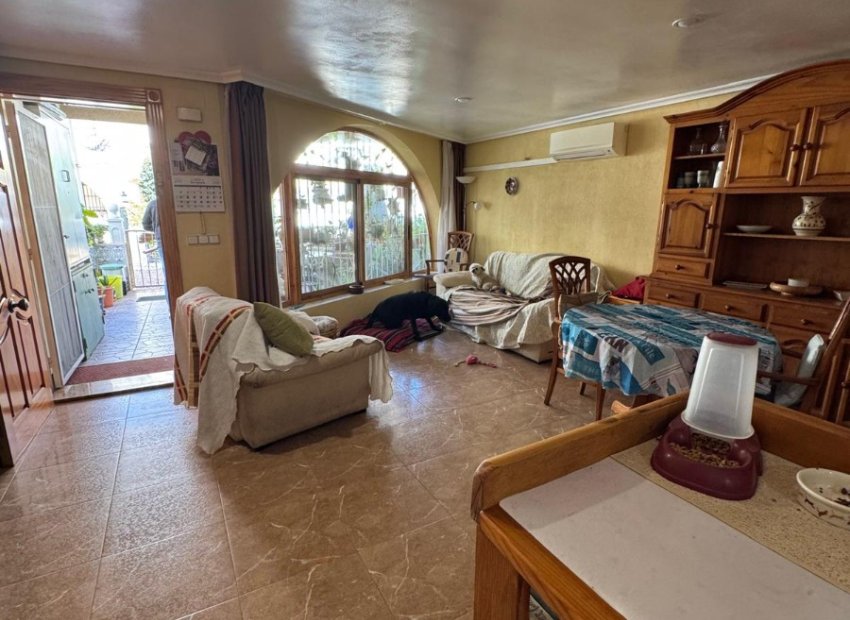 Reventa - Apartamento / piso - Guardamar del Segura - Urbanizaciones