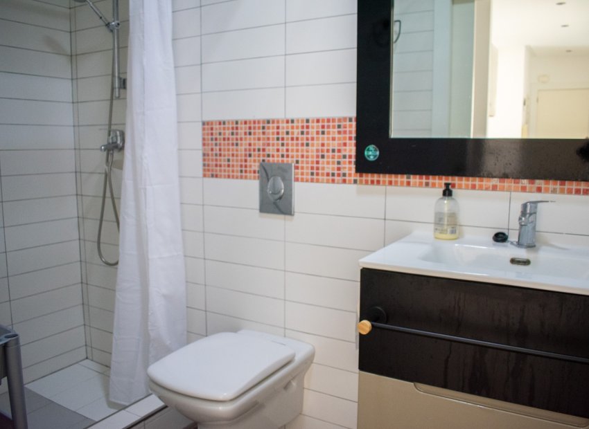 Reventa - Apartamento / piso - Guardamar del Segura