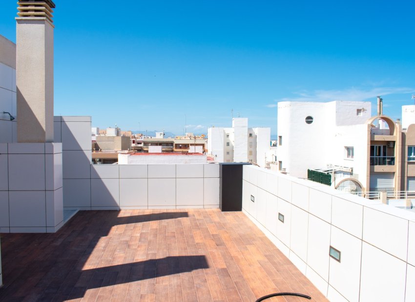 Reventa - Apartamento / piso - Guardamar del Segura