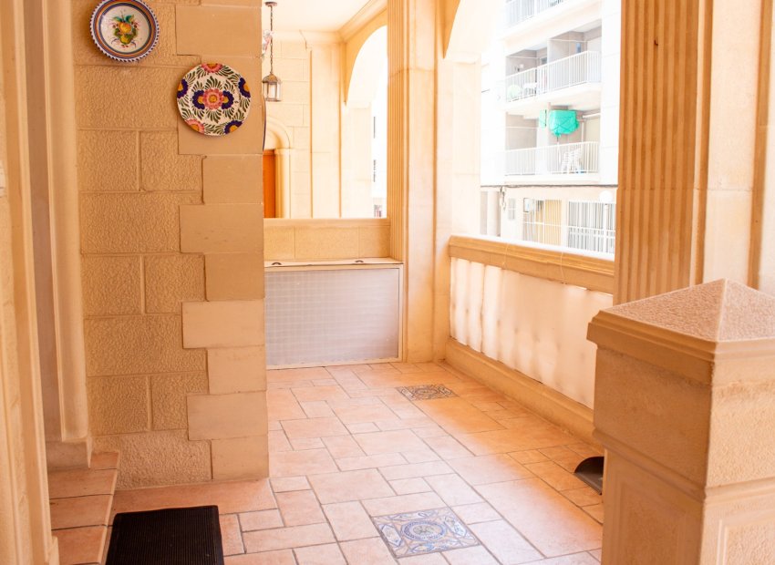 Reventa - Apartamento / piso - Guardamar del Segura