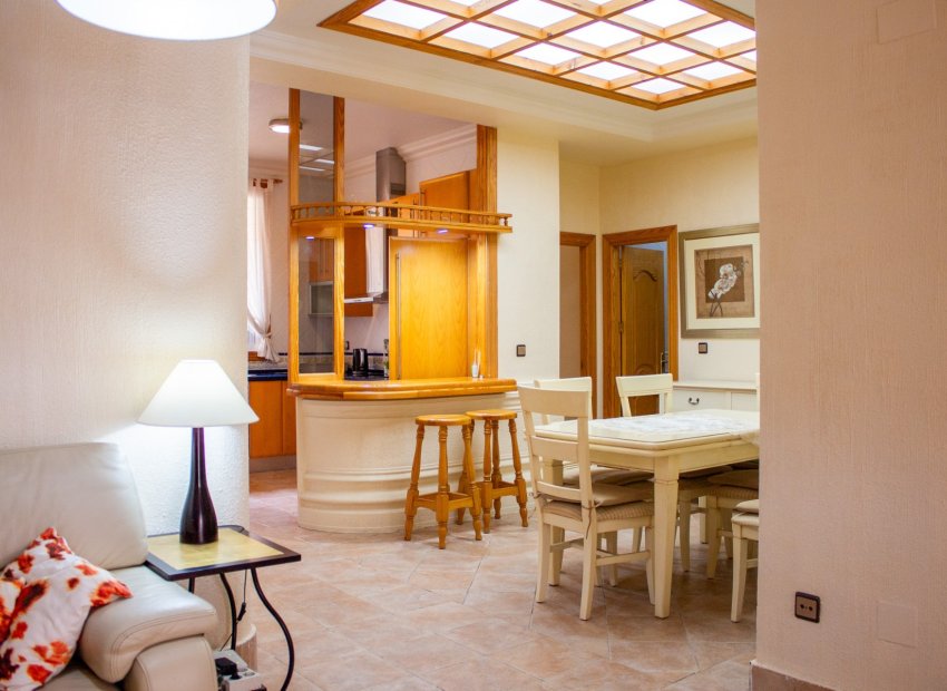 Reventa - Apartamento / piso - Guardamar del Segura