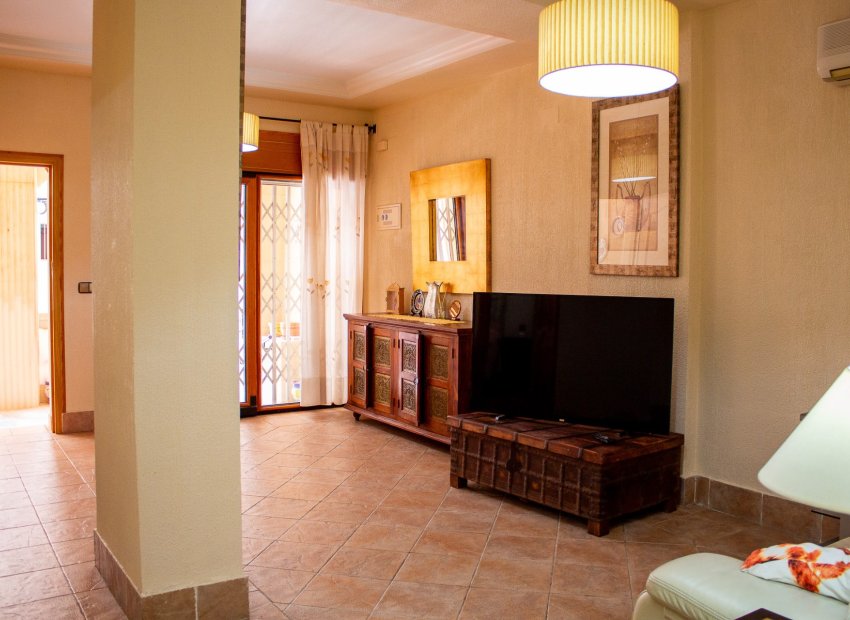 Reventa - Apartamento / piso - Guardamar del Segura