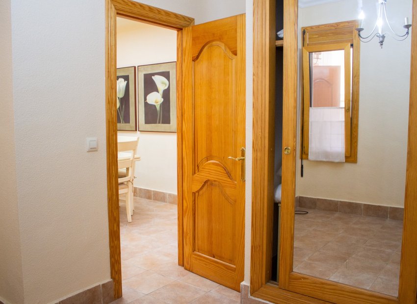 Reventa - Apartamento / piso - Guardamar del Segura